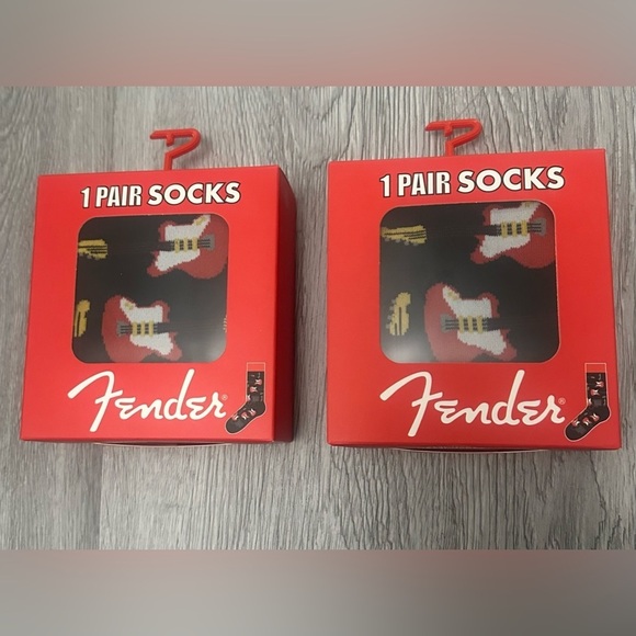 NEW Fender Guitar Novelty Socks Gift Box 2 Pairs Rock Music Grunge Dopamine Dad - Picture 1 of 4